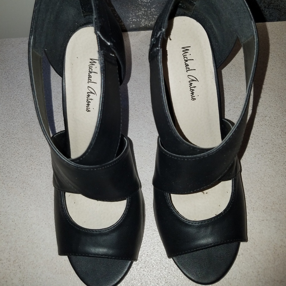 Michael Antonio Black Sandals